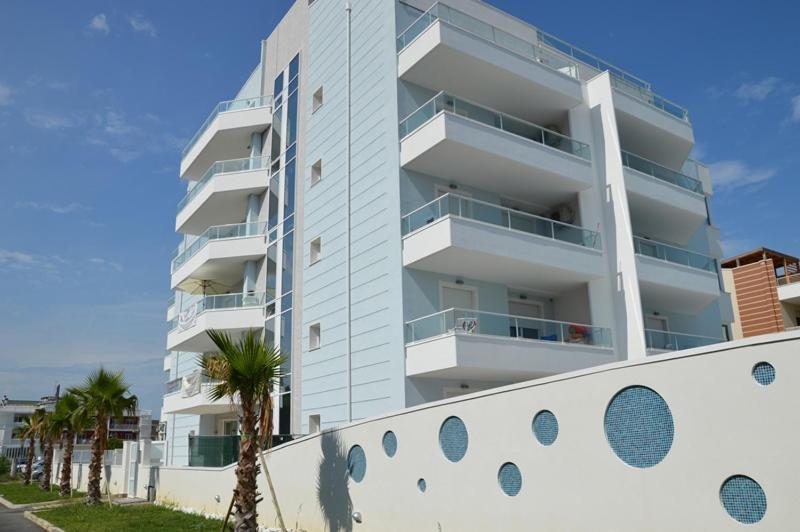 Case Vacanze Blue Bay Resort Roseto Degli Abruzzi Exteriér fotografie