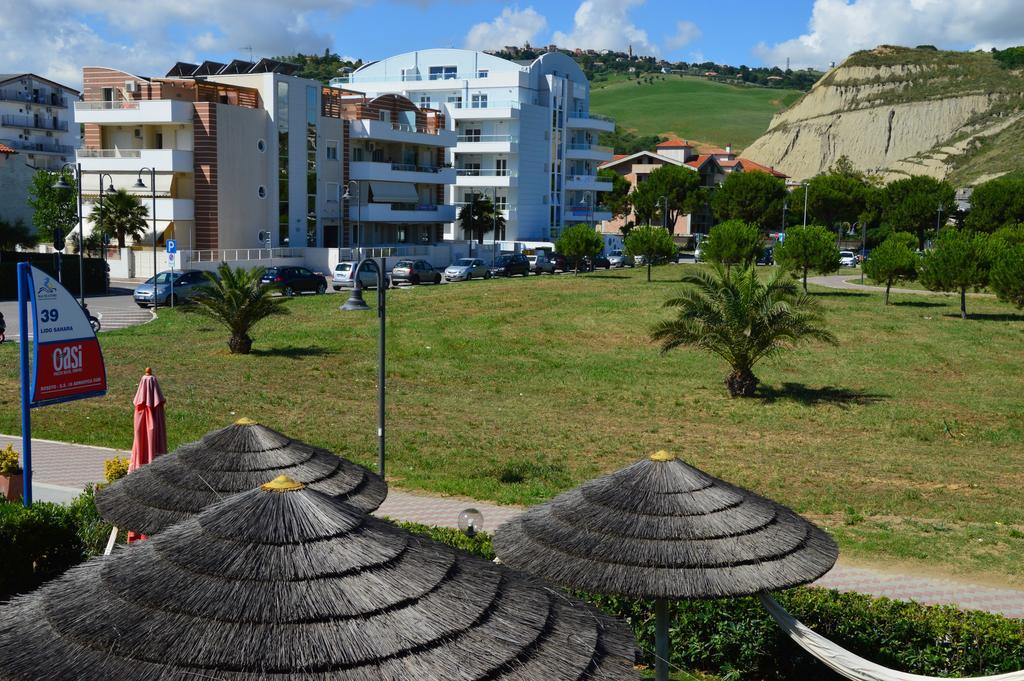 Case Vacanze Blue Bay Resort Roseto Degli Abruzzi Exteriér fotografie