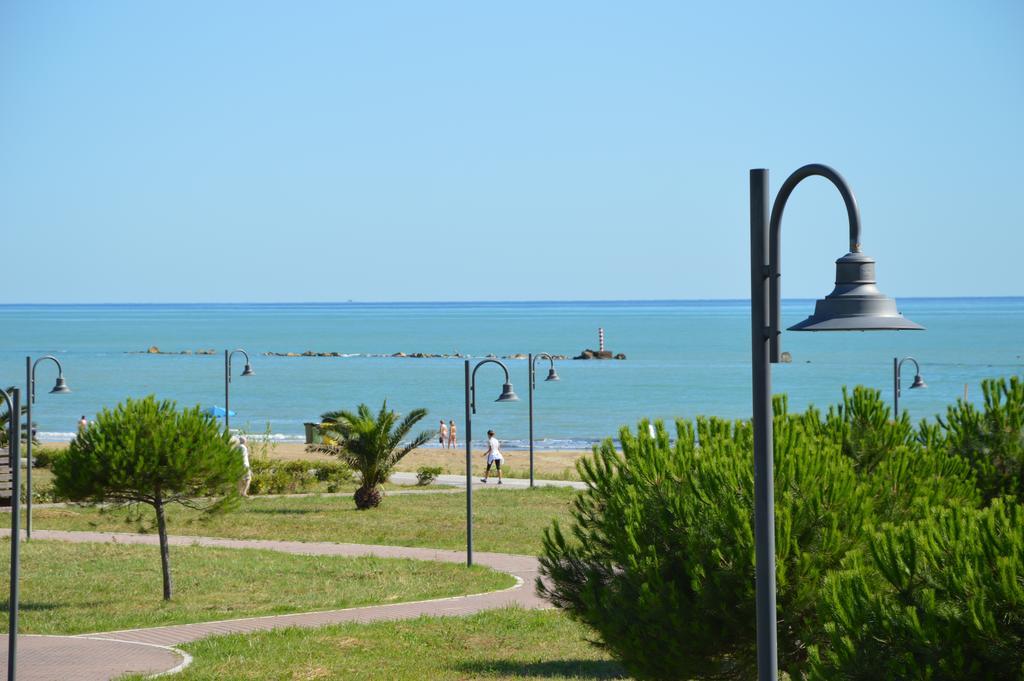 Case Vacanze Blue Bay Resort Roseto Degli Abruzzi Pokoj fotografie