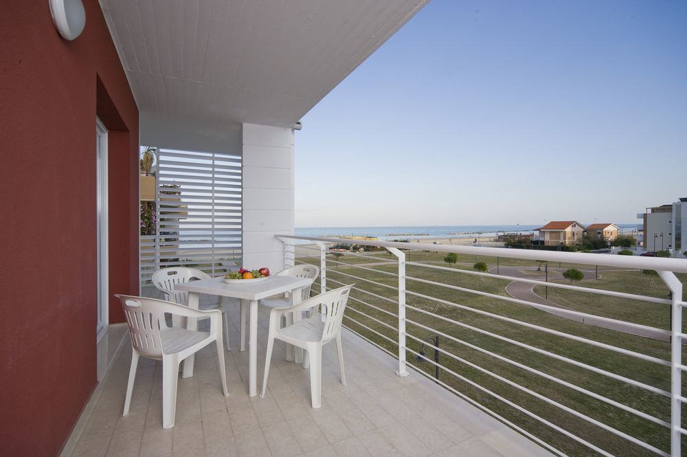 Case Vacanze Blue Bay Resort Roseto Degli Abruzzi Exteriér fotografie