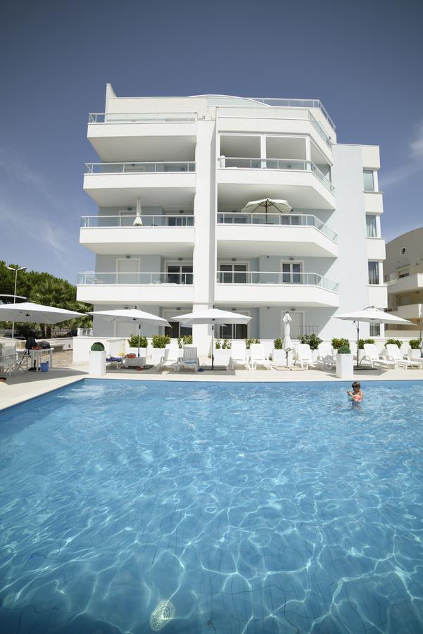 Case Vacanze Blue Bay Resort Roseto Degli Abruzzi Exteriér fotografie
